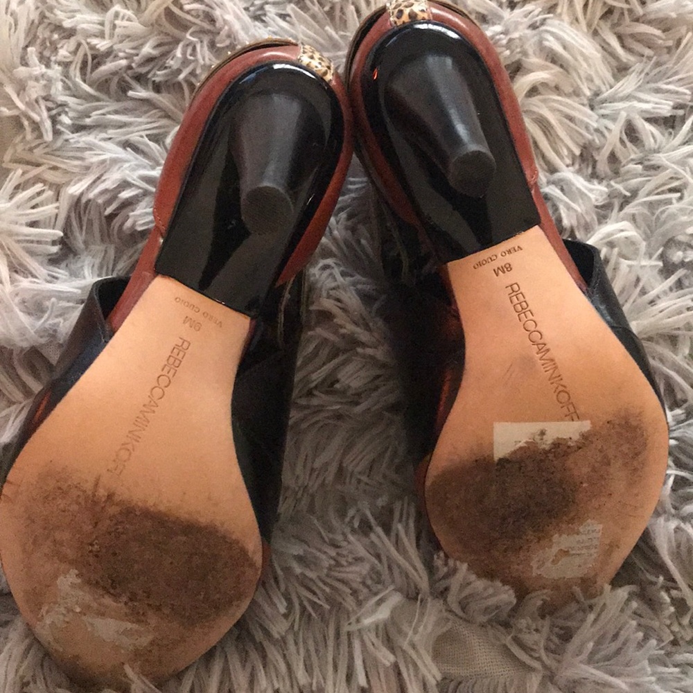 Designer Shoes - Picture 2 of 5